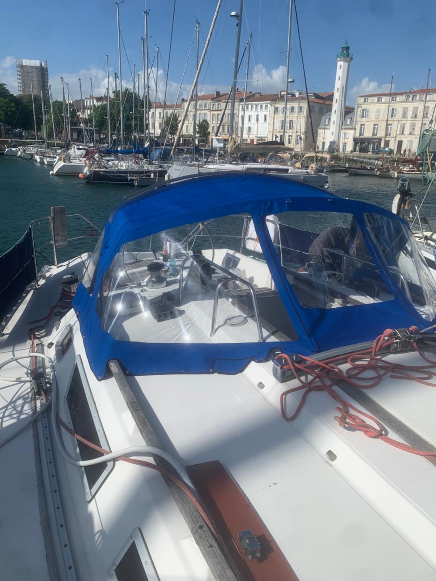 Nuit Sur Un Bateau La Rochelle Hotel La Rochelle  Exterior photo